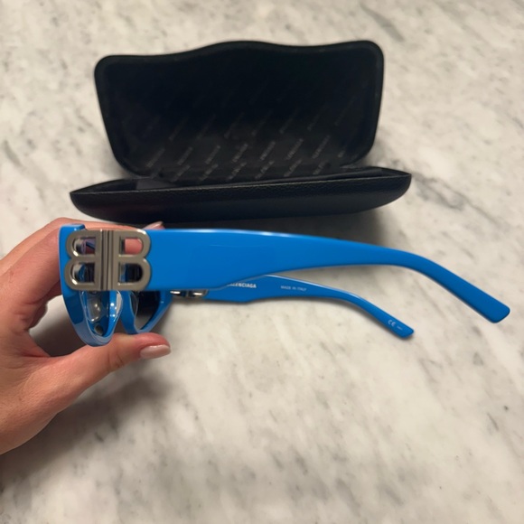 Balenciaga Sunglasses - Picture 4 of 7